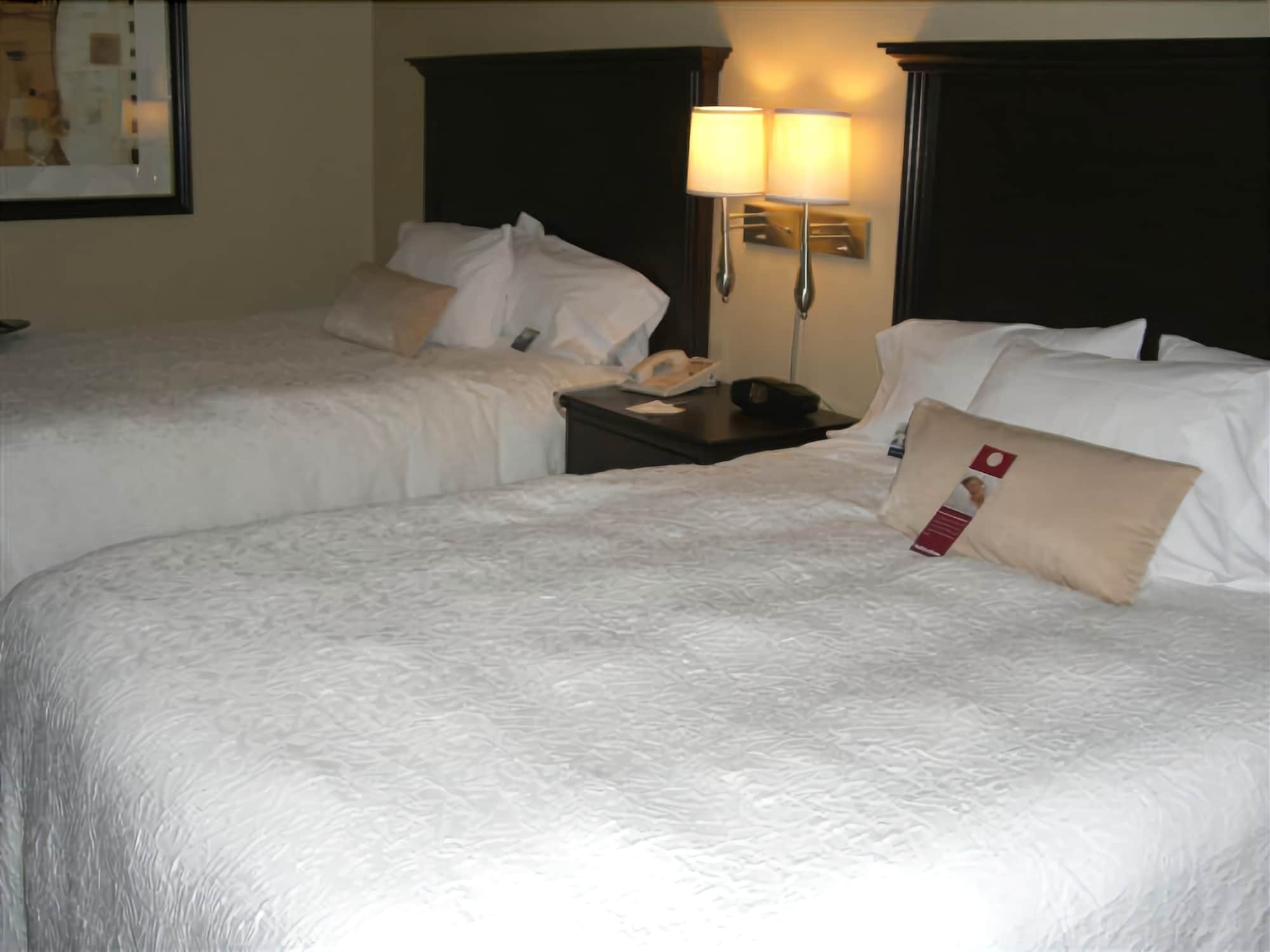 Hampton Inn & Suites Laval Zimmer foto